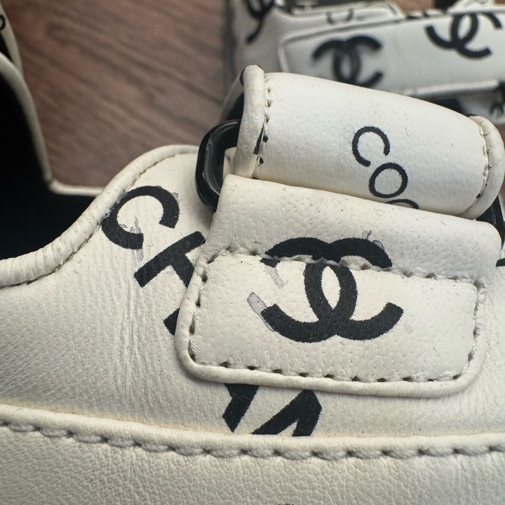 CHANEL Black and White Logo Dad Sandals - Picture 9 of 16